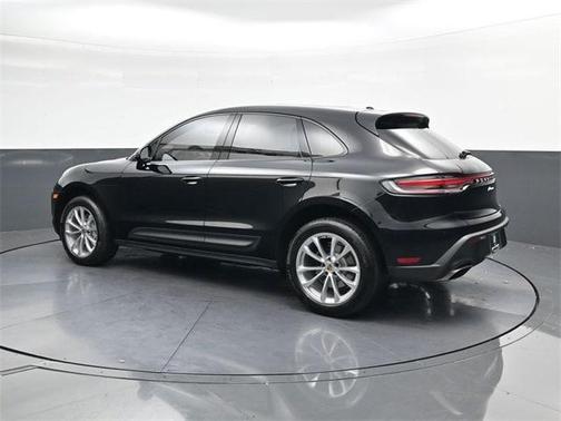 2023 Porsche Macan T