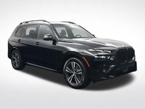 Black Sapphire Metallic 2027 BMW X7 xDrive40i