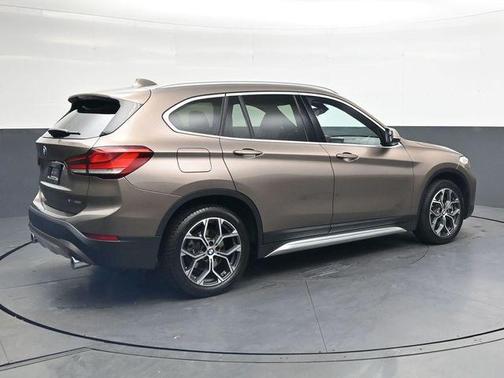 Jucaro Beige Metallic 2020 BMW X1 xDrive28i