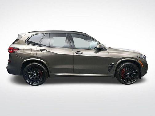Manhattan Green Metallic 2026 BMW X5 xDrive40i