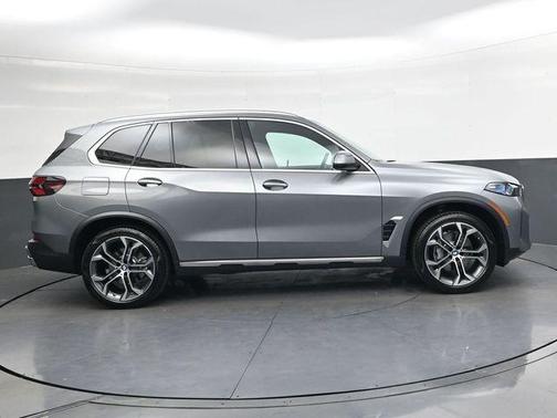 Gray Metallic 2026 BMW X5 sDrive40i
