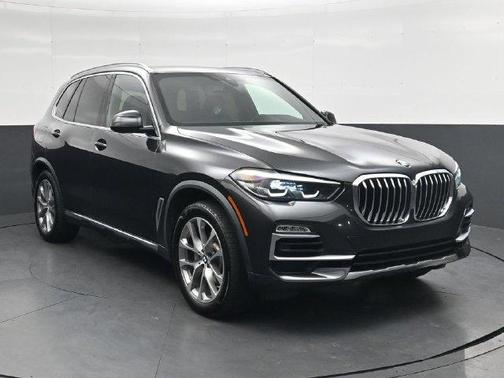 Dark Graphite Metallic 2019 BMW X5 xDrive40i
