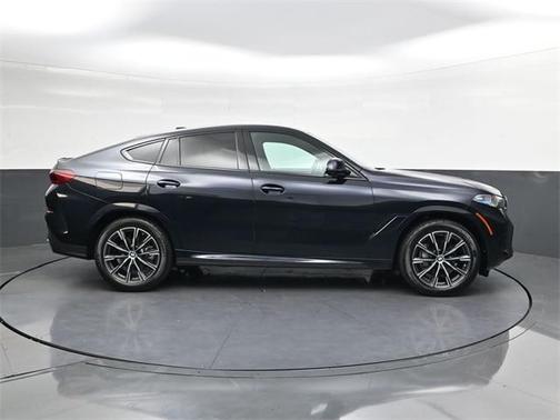 2024 BMW X6 xDrive40i