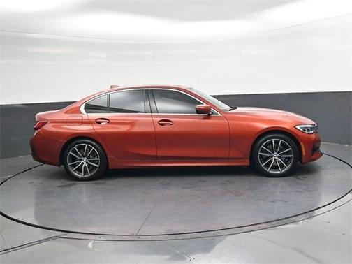 2022 BMW 330 i