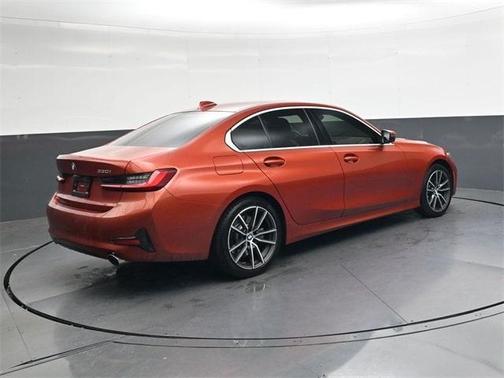 2022 BMW 330 i