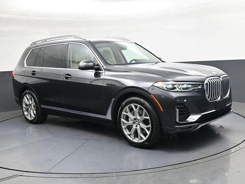 Dark Graphite Metallic 2022 BMW X7 xDrive40i