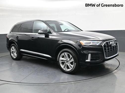 Mythos Black Metallic 2023 Audi Q7 55 Premium Plus
