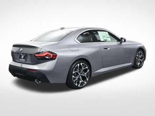 2026 BMW 230 i xDrive