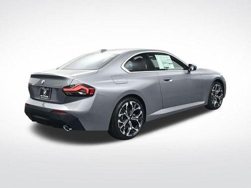 2026 BMW 230 i xDrive