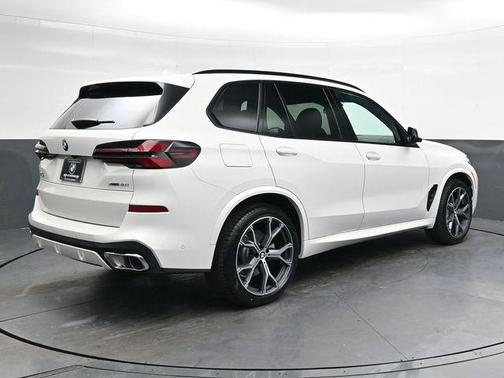 Alpine White 2026 BMW X5 xDrive40i