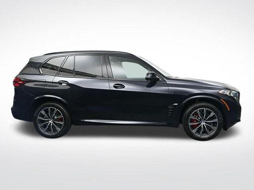 Carbon Black Metallic 2026 BMW X5 xDrive40i
