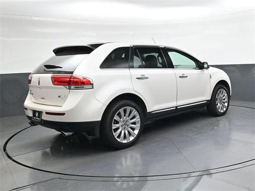 2014 Lincoln MKX Base