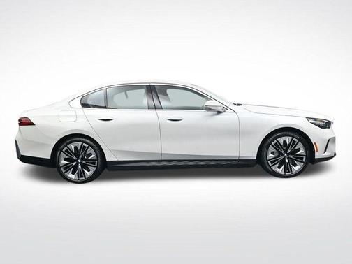 2026 BMW i5 eDrive40