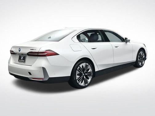 2026 BMW i5 eDrive40