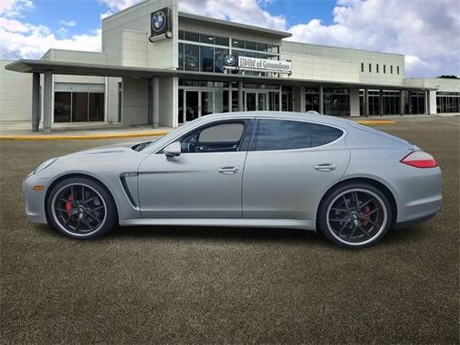 2010 Porsche Panamera 4S