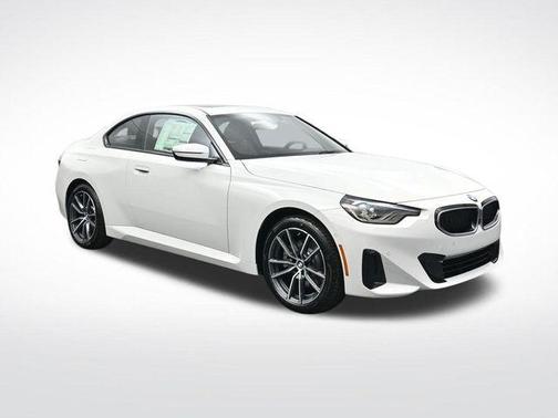 2026 BMW 230 i xDrive