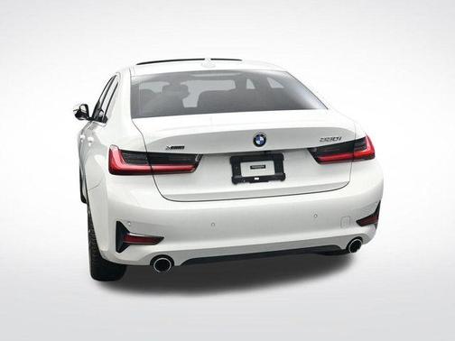 2019 BMW 330 i xDrive