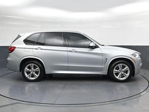 Glacier Silver Metallic 2017 BMW X5 sDrive35i