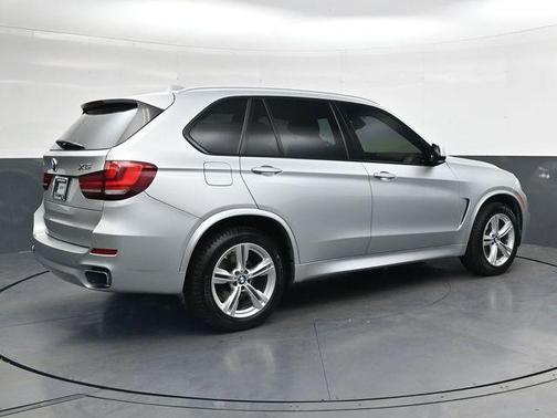 Glacier Silver Metallic 2017 BMW X5 sDrive35i