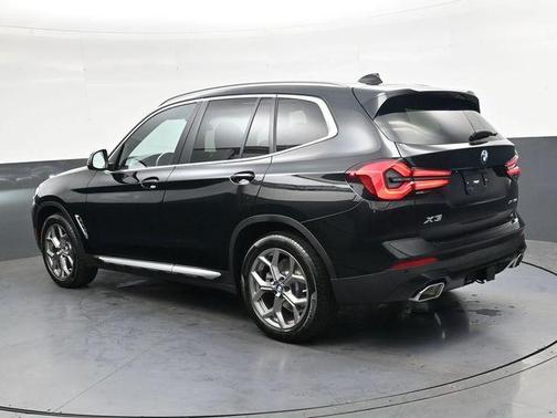 Black Sapphire Metallic 2023 BMW X3 xDrive30i