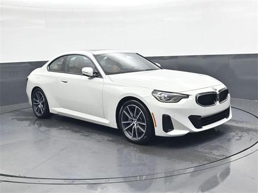 2024 BMW 230 i