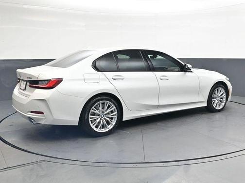 Mineral White Metallic 2023 BMW 330 i xDrive