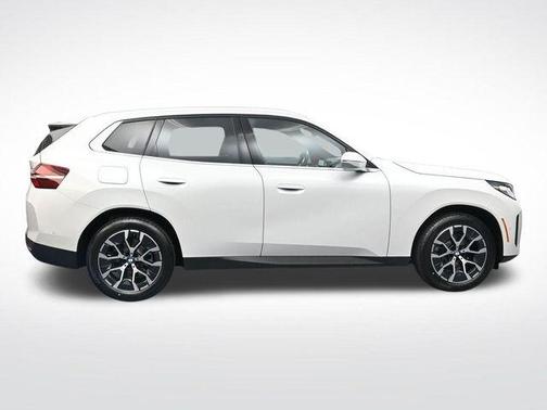 Mineral White Metallic 2026 BMW X3 30 xDrive