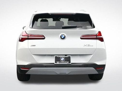 Mineral White Metallic 2026 BMW X3 30 xDrive