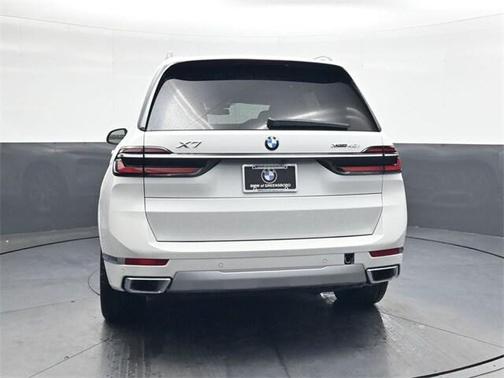 2026 BMW X7 xDrive40i