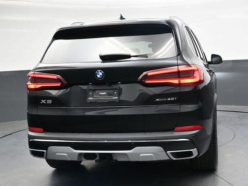 Black Sapphire Metallic 2022 BMW X5 xDrive40i