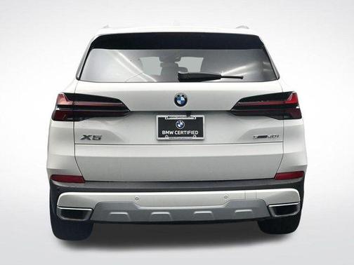 Alpine White 2026 BMW X5 sDrive40i
