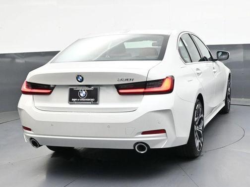 Mineral White Metallic 2026 BMW 330 i NA