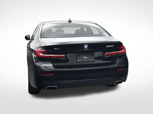 2022 BMW 530 i xDrive