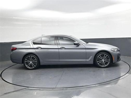 2023 BMW 530 i xDrive