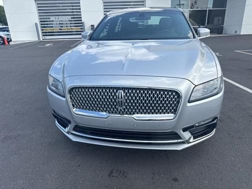 2018 Lincoln Continental Select