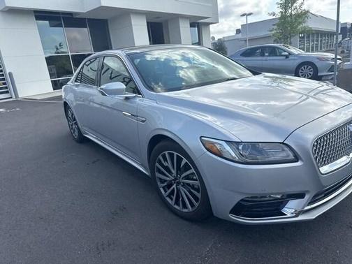 2018 Lincoln Continental Select
