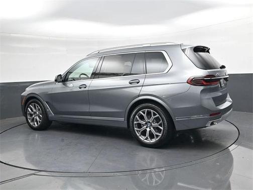 2026 BMW X7 xDrive40i