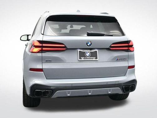 2026 BMW X5 M60i