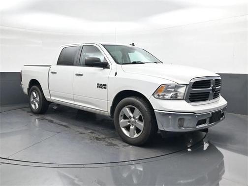 2017 RAM 1500 SLT