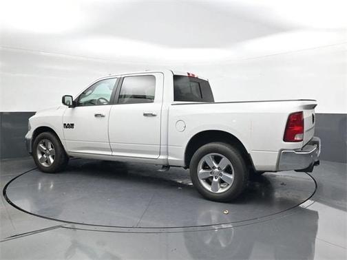 2017 RAM 1500 SLT