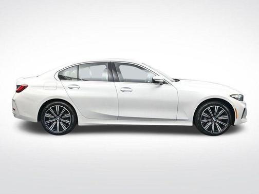 Mineral White Metallic 2026 BMW 330 I XDrive