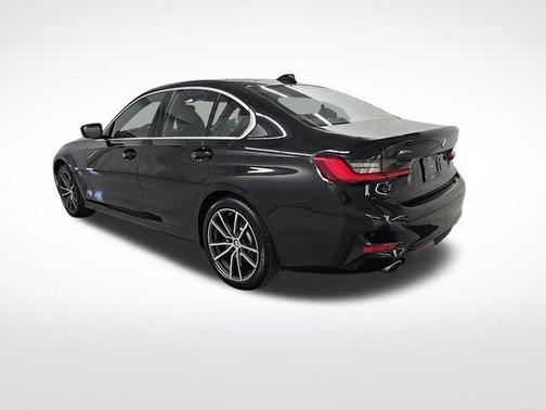 2021 BMW 330 i xDrive