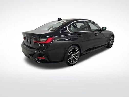 2021 BMW 330 i xDrive