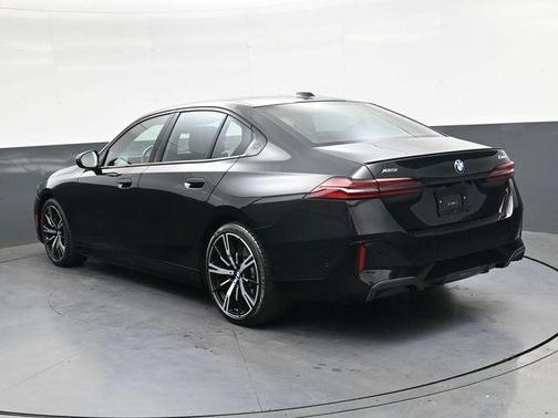 Black Sapphire Metallic 2024 BMW 540 i xDrive