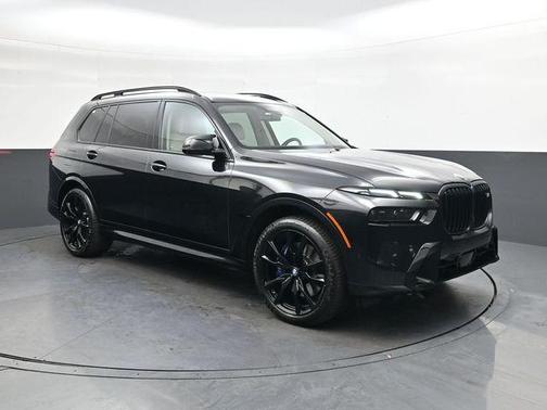 2024 BMW X7 M60i