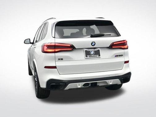 2021 BMW X5 M50i