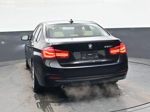 2018 BMW 320 i