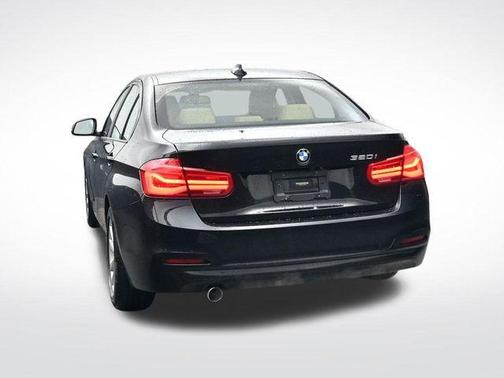 2018 BMW 320 i