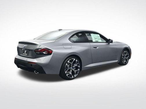 2026 BMW 230 i xDrive