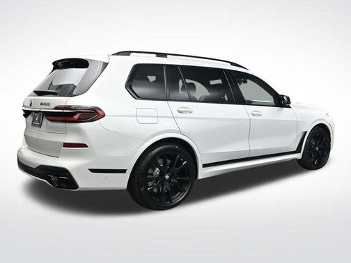 2026 BMW X7 M60i